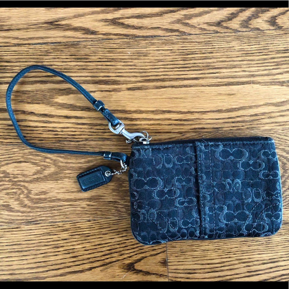 Wristlet